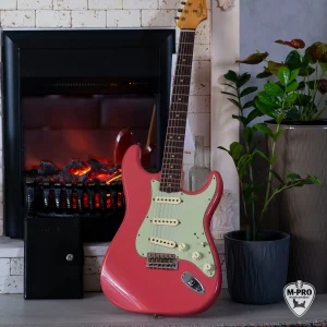Fender Custom Shop '64 Stratocaster Journeyman Relic Faded Aged Fiesta Red